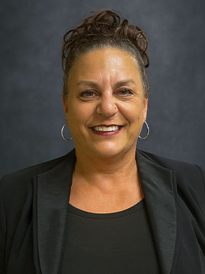 First-Merchants-Teammates-in-Action-Dahna-Sanders