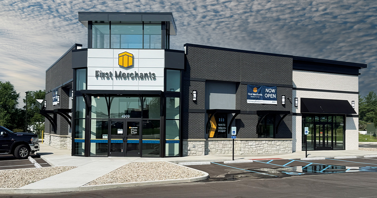 First Merchants banking center Floyds Knob