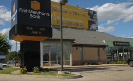 First Merchants Karl Road Banking Center in Columbus OH | Banks Near Me